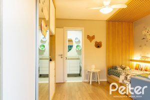 Casa em Condomínio à venda com 308m², 3 dormitórios, 3 suítes, 2 vagas, no bairro Alphaville em PORTO ALEGRE