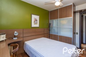 Casa em Condomínio à venda com 280m², 4 dormitórios, 2 suítes, 5 vagas, no bairro Cavalhada em PORTO ALEGRE