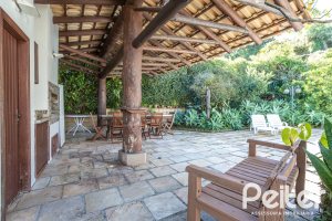 Casa em Condomínio à venda com 280m², 4 dormitórios, 2 suítes, 5 vagas, no bairro Cavalhada em PORTO ALEGRE