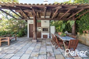 Casa em Condomínio à venda com 280m², 4 dormitórios, 2 suítes, 5 vagas, no bairro Cavalhada em PORTO ALEGRE