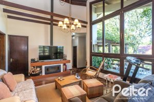 Casa em Condomínio à venda com 280m², 4 dormitórios, 2 suítes, 5 vagas, no bairro Cavalhada em PORTO ALEGRE