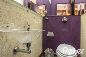 Casa em Condomínio à venda com 280m², 4 dormitórios, 2 suítes, 5 vagas, no bairro Cavalhada em PORTO ALEGRE