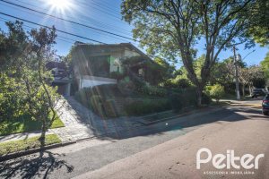 Casa em Condomínio à venda com 280m², 4 dormitórios, 2 suítes, 5 vagas, no bairro Cavalhada em PORTO ALEGRE