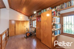 Casa em Condomínio à venda com 175m², 3 dormitórios, 1 suíte, 2 vagas, no bairro Jardim Isabel em Porto Alegre