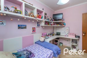 Casa em Condomínio à venda com 175m², 3 dormitórios, 1 suíte, 2 vagas, no bairro Jardim Isabel em Porto Alegre