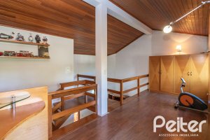 Casa em Condomínio à venda com 175m², 3 dormitórios, 1 suíte, 2 vagas, no bairro Jardim Isabel em Porto Alegre