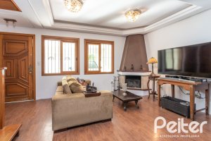 Casa em Condomínio à venda com 175m², 3 dormitórios, 1 suíte, 2 vagas, no bairro Jardim Isabel em Porto Alegre