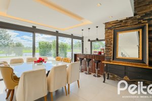 Casa em Condomínio à venda com 385m², 4 dormitórios, 4 suítes, 4 vagas, no bairro Terra Ville em PORTO ALEGRE