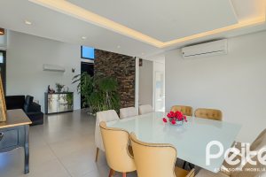 Casa em Condomínio à venda com 385m², 4 dormitórios, 4 suítes, 4 vagas, no bairro Terra Ville em PORTO ALEGRE