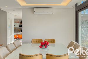 Casa em Condomínio à venda com 385m², 4 dormitórios, 4 suítes, 4 vagas, no bairro Terra Ville em PORTO ALEGRE