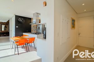 Casa em Condomínio à venda com 385m², 4 dormitórios, 4 suítes, 4 vagas, no bairro Terra Ville em PORTO ALEGRE