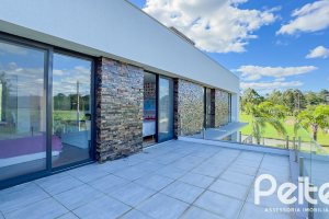 Casa em Condomínio à venda com 385m², 4 dormitórios, 4 suítes, 4 vagas, no bairro Terra Ville em PORTO ALEGRE