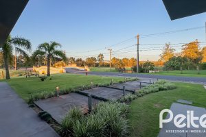 Casa em Condomínio à venda com 385m², 4 dormitórios, 4 suítes, 4 vagas, no bairro Terra Ville em PORTO ALEGRE