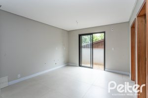 Casa em Condomínio à venda com 96m², 3 dormitórios, 1 suíte, 2 vagas, no bairro Tristeza em Porto Alegre