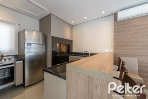 Casa em Condomínio à venda com 204m², 4 dormitórios, 1 suíte, 3 vagas, no bairro Tristeza em Porto Alegre