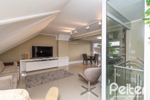 Casa em Condomínio à venda com 204m², 4 dormitórios, 1 suíte, 3 vagas, no bairro Tristeza em Porto Alegre