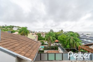 Casa em Condomínio à venda com 204m², 4 dormitórios, 1 suíte, 3 vagas, no bairro Tristeza em Porto Alegre