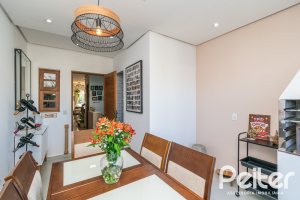 Casa à venda com 67m², 2 dormitórios, 1 vaga, no bairro Hípica em Porto Alegre