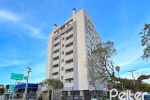 Apartamento à venda com 50m², 2 dormitórios, 1 vaga, no bairro Glória em Porto Alegre