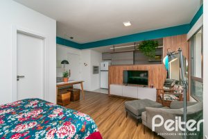 Apartamento à venda com 40m², 1 dormitório, 1 suíte, 1 vaga, no bairro Tristeza em PORTO ALEGRE