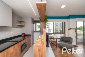 Apartamento à venda com 40m², 1 dormitório, 1 suíte, 1 vaga, no bairro Tristeza em PORTO ALEGRE