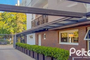 Apartamento à venda com 142m², 3 dormitórios, 1 suíte, 2 vagas, no bairro Tristeza em PORTO ALEGRE