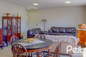 Apartamento à venda com 142m², 3 dormitórios, 1 suíte, 2 vagas, no bairro Tristeza em PORTO ALEGRE