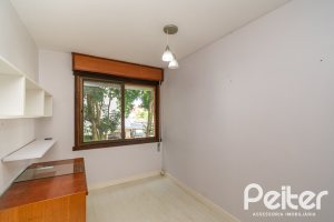 Apartamento à venda com 74m², 2 dormitórios, 1 vaga, no bairro Tristeza em Porto Alegre