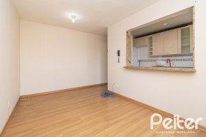 Apartamento à venda com 55m², 2 dormitórios, 1 vaga, no bairro Cavalhada em Porto Alegre