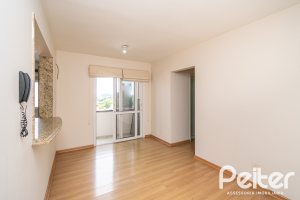Apartamento à venda com 55m², 2 dormitórios, 1 vaga, no bairro Cavalhada em Porto Alegre