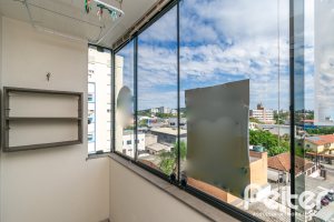 Apartamento à venda com 55m², 2 dormitórios, 1 vaga, no bairro Cavalhada em Porto Alegre