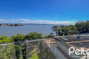 Cobertura à venda com 384m², 3 dormitórios, 3 suítes, 3 vagas, no bairro Tristeza em Porto Alegre