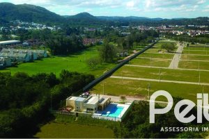 Terreno em condomínio à venda com 147m², no bairro Hípica em Porto Alegre