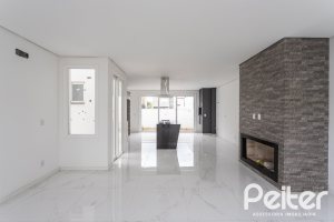 Casa em Condomínio à venda com 154m², 3 dormitórios, 3 suítes, 2 vagas, no bairro Hípica em PORTO ALEGRE