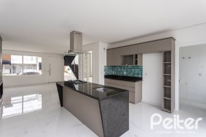 Casa em Condomínio à venda com 154m², 3 dormitórios, 3 suítes, 2 vagas, no bairro Hípica em PORTO ALEGRE