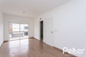 Casa em Condomínio à venda com 154m², 3 dormitórios, 3 suítes, 2 vagas, no bairro Hípica em PORTO ALEGRE