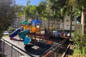 Apartamento à venda com 57m², 2 dormitórios, 1 suíte, 1 vaga, no bairro Vila Nova em PORTO ALEGRE