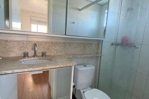 Apartamento à venda com 57m², 2 dormitórios, 1 suíte, 1 vaga, no bairro Vila Nova em PORTO ALEGRE