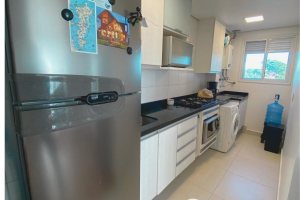 Apartamento à venda com 57m², 2 dormitórios, 1 suíte, 1 vaga, no bairro Vila Nova em PORTO ALEGRE