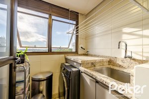 Apartamento à venda com 94m², 3 dormitórios, 1 suíte, 2 vagas, no bairro Tristeza em PORTO ALEGRE