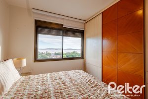 Apartamento à venda com 94m², 3 dormitórios, 1 suíte, 2 vagas, no bairro Tristeza em PORTO ALEGRE