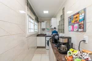 Casa em Condomínio à venda com 179m², 3 dormitórios, 1 suíte, 3 vagas, no bairro Tristeza em Porto Alegre