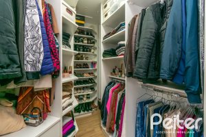 Casa em Condomínio à venda com 179m², 3 dormitórios, 1 suíte, 3 vagas, no bairro Tristeza em Porto Alegre