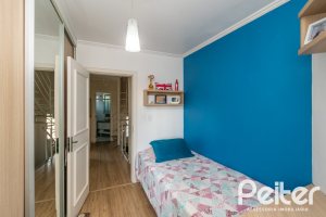 Casa em Condomínio à venda com 179m², 3 dormitórios, 1 suíte, 3 vagas, no bairro Tristeza em Porto Alegre