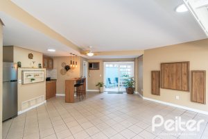 Casa em Condomínio à venda com 179m², 3 dormitórios, 1 suíte, 3 vagas, no bairro Tristeza em Porto Alegre