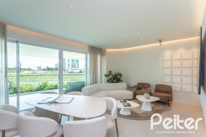 Apartamento à venda com 127m², 3 dormitórios, 3 suítes, 2 vagas, no bairro Golden Lake em Porto Alegre