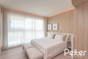 Apartamento à venda com 127m², 3 dormitórios, 3 suítes, 2 vagas, no bairro Golden Lake em Porto Alegre