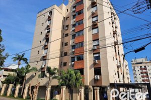 Apartamento à venda com 59m², 2 dormitórios, 1 vaga, no bairro Cristal em PORTO ALEGRE