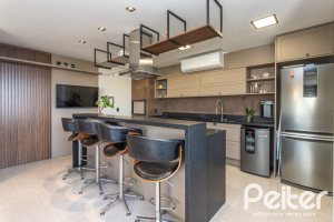 Cobertura à venda com 207m², 3 dormitórios, 1 suíte, 4 vagas, no bairro Cristal em Porto Alegre