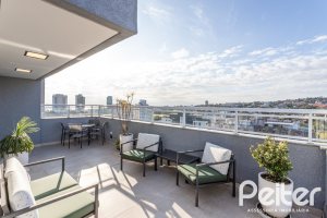 Cobertura à venda com 207m², 3 dormitórios, 1 suíte, 4 vagas, no bairro Cristal em Porto Alegre